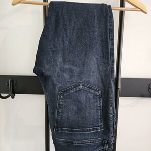 Old Navy Women's Skinny Jeans in Dark Indigo